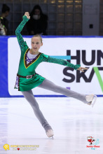 Nika_Ozek-Bela_SLO_PE191205_0017